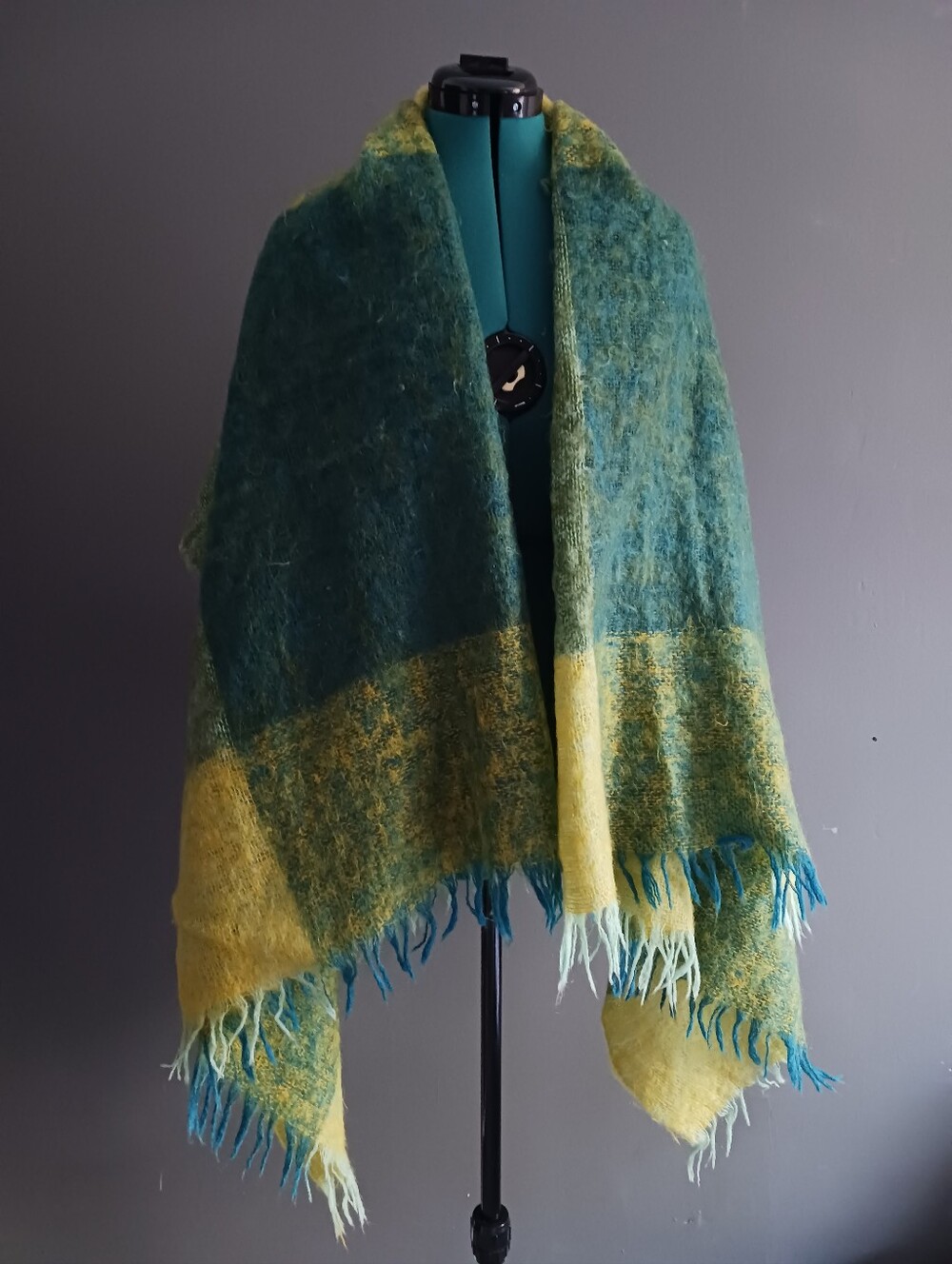 Heather Brae Mohair/ Wool  Scitland Throw Blanket 68" x 57"